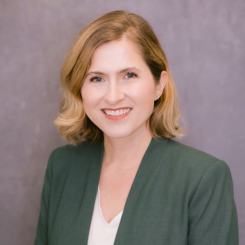 crystal frommert headshot